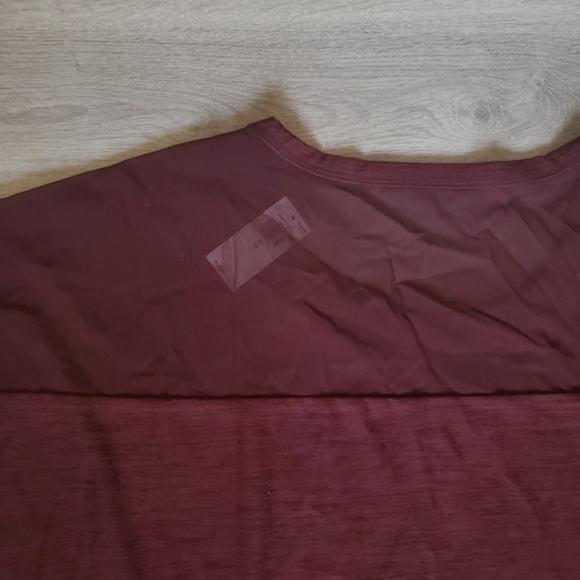 ✨️2/$20 NWT Loose Breathe ON T-Shirt - Picture 5 of 6